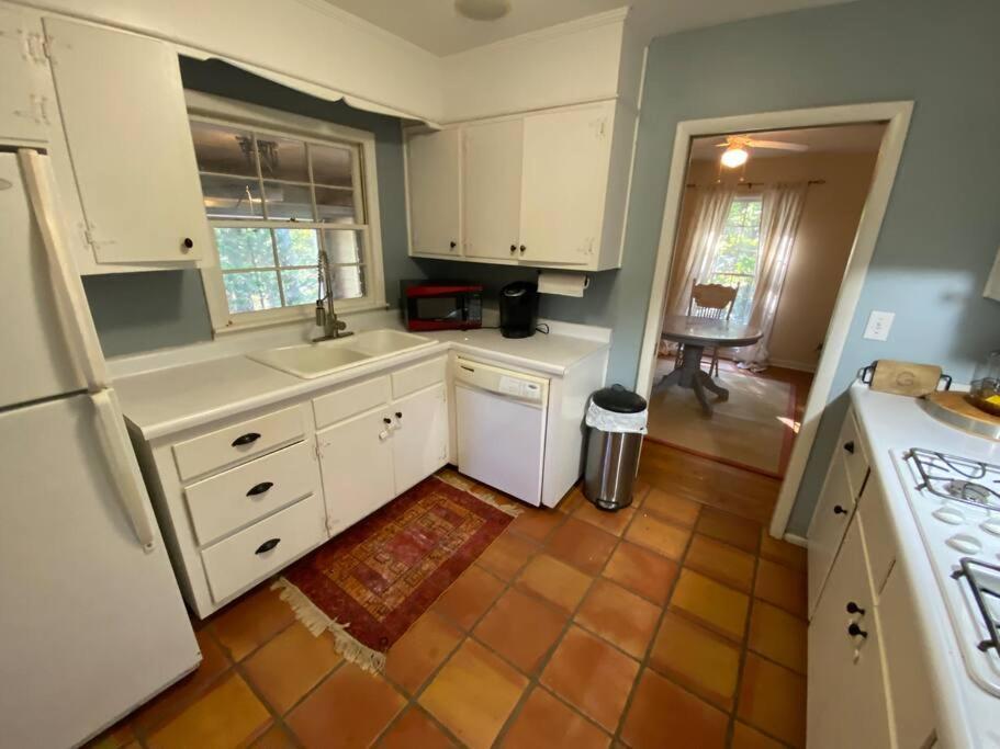 Whole House In Athens, Private, Fenced, Convenient, Close To Downtown Екстер'єр фото